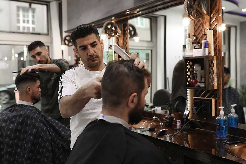 Herrenfriseur Star Hairstyle - Professionelle, typgerechte Bartpflege in Linz
